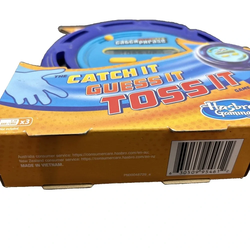 NEW Ultimate Catch Phrase Hasbro Electronic Game- catch‎ it, guess it, toss it